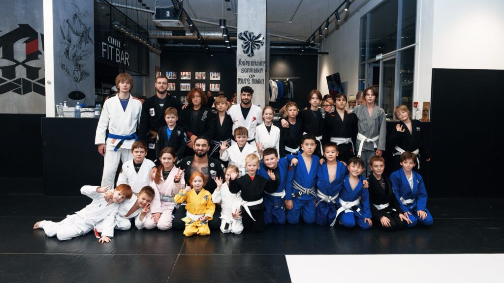 Большая открытая тренировка для детей в 187 BJJ